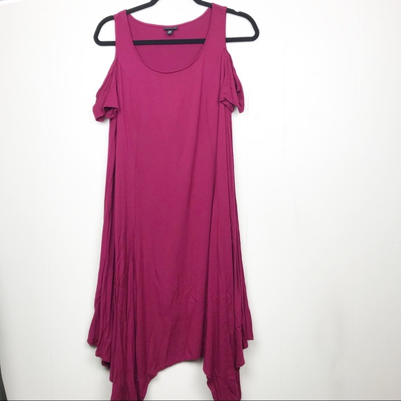 Torrid RED CHALLIS COLD SHOULDER TRAPEZE DRESS - Picture 4 of 8